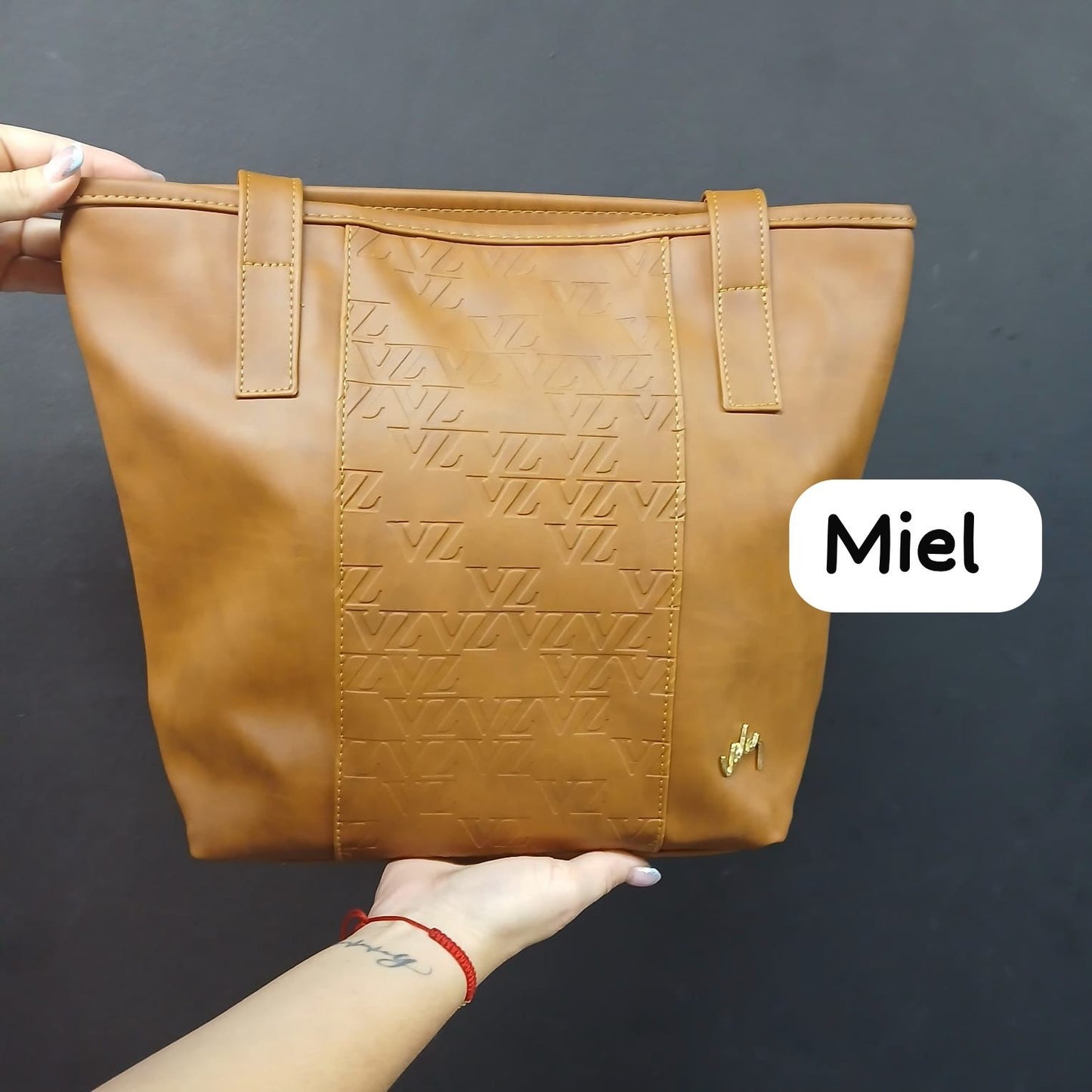 ✨ Trío en Cuero para Dama Vélez